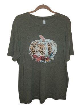 Bella Canvas XL Olive Green Short Sleeve Tee with Leopard Pumpkin Graphic